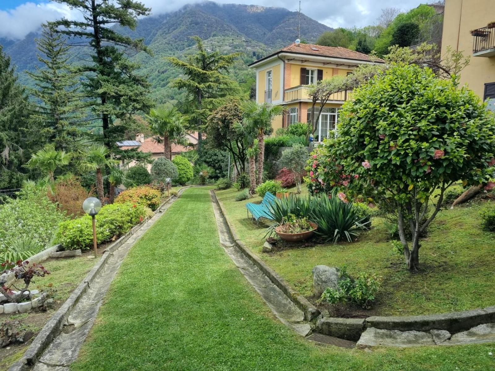 Lake Como Villa Ines Junior Apartment Faggeto Lario Exterior foto